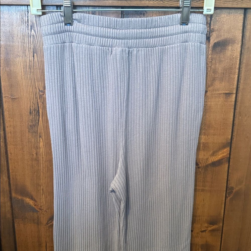 Beyond Yoga Women's Well Traveled Wide Leg Pants, Birch, Size M - Picture 6 of 13